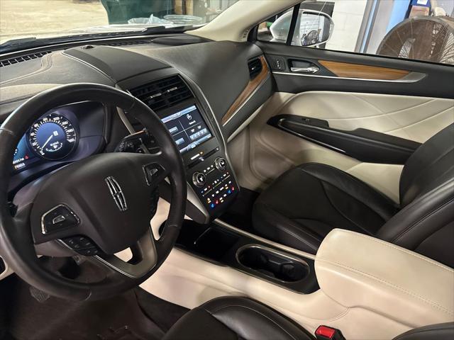 2015 Lincoln MKC Base