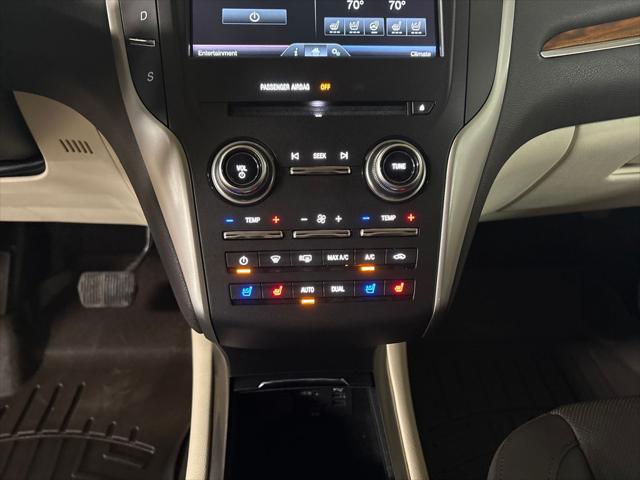 2015 Lincoln MKC Base