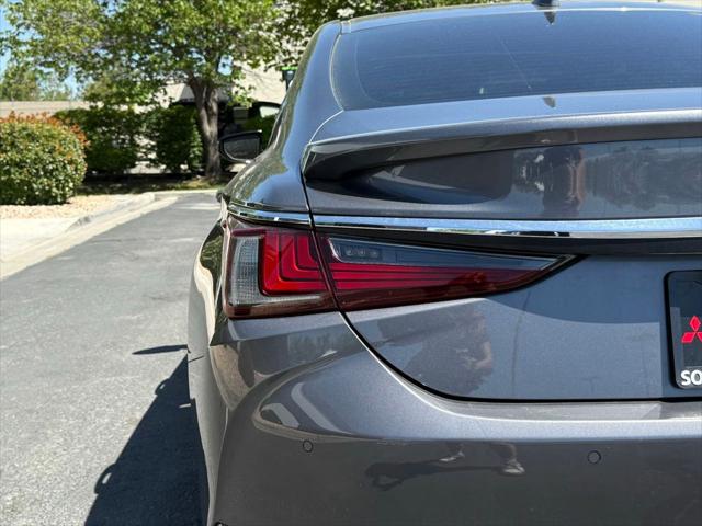 2021 Lexus ES 250 250