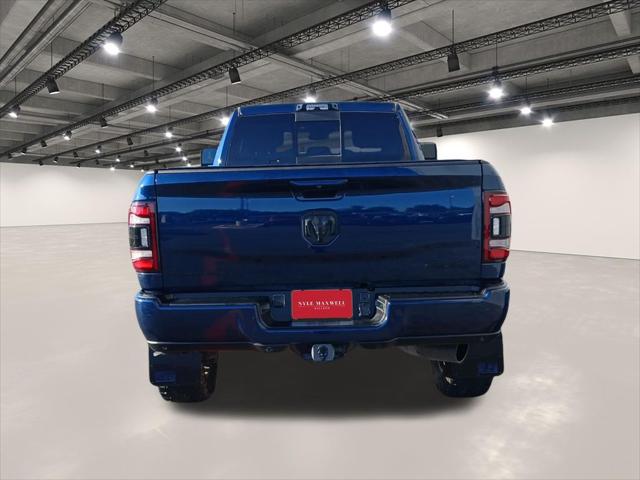 2023 Ram 3500 Limited Crew Cab 4x4 8' Box