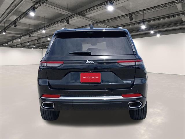 2023 Jeep Grand Cherokee Summit 4x2