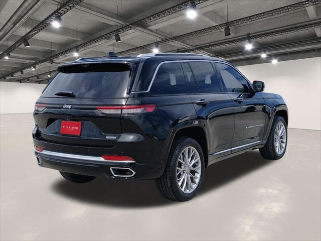 2023 Jeep Grand Cherokee Summit 4x2