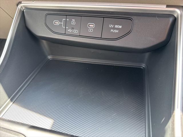 2026 Kia Carnival MPV Unknown