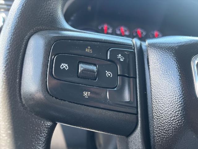 2023 GMC Sierra 1500 4WD Crew Cab Standard Box Pro