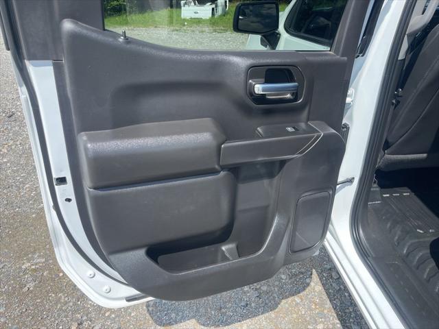 2023 GMC Sierra 1500 4WD Crew Cab Standard Box Pro