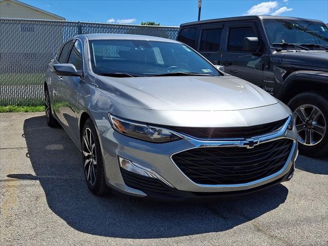 2023 Chevrolet Malibu FWD RS