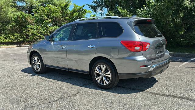 2020 Nissan Pathfinder SV 4WD