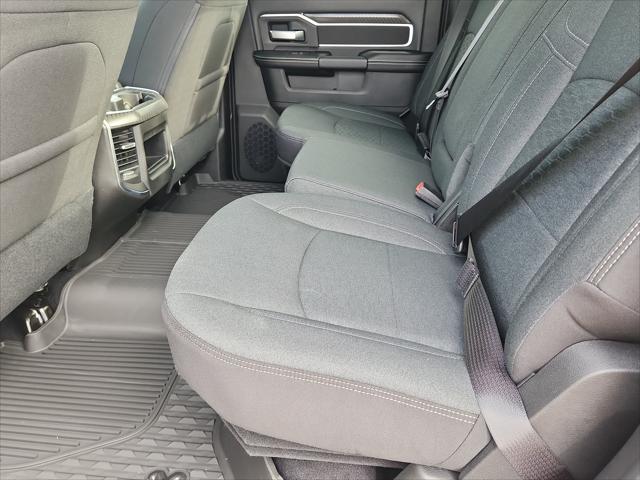 2026 Ram 3500 Big Horn Crew Cab 4x4 8 Box