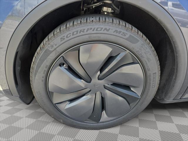 2026 Tesla Model Y Premium Rear-Wheel Drive