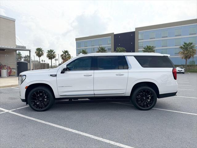 2022 GMC Yukon XL 4WD Denali