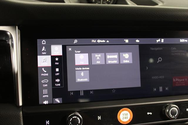 2022 Porsche Macan Unknown