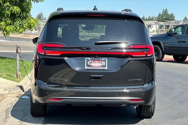 2027 Chrysler Pacifica Limited