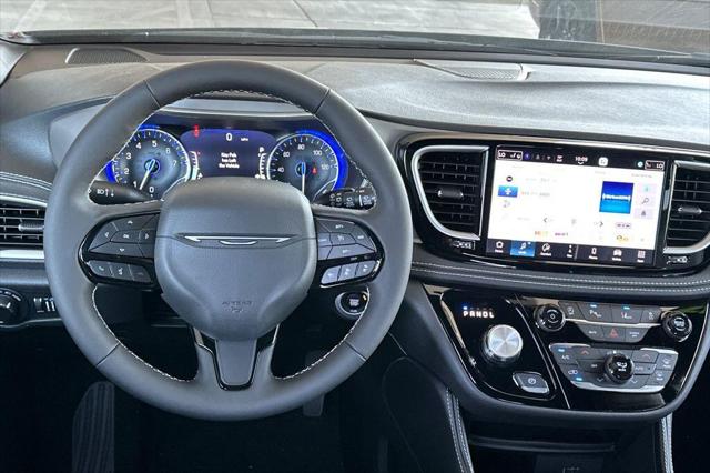 2027 Chrysler Pacifica Limited