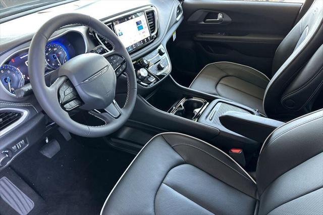 2027 Chrysler Pacifica Pacifica Limited