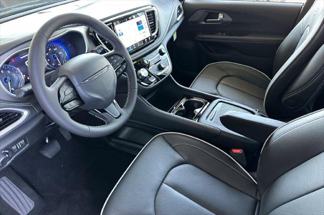 2027 Chrysler Pacifica Pacifica Limited