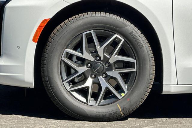2027 Chrysler Pacifica Pacifica Limited