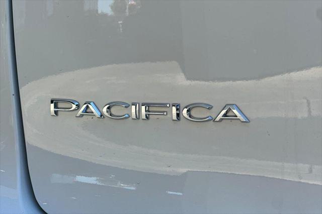2027 Chrysler Pacifica Pacifica Limited
