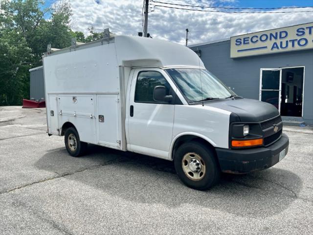 2011 Chevrolet Express Cutaway Work Van