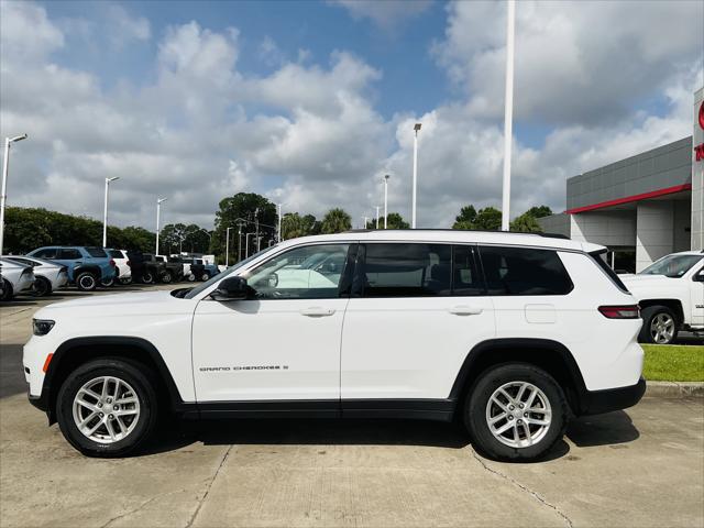 2023 Jeep Grand Cherokee L Laredo 4x2
