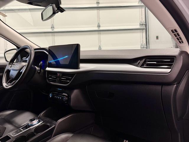 2025 Ford Escape Platinum