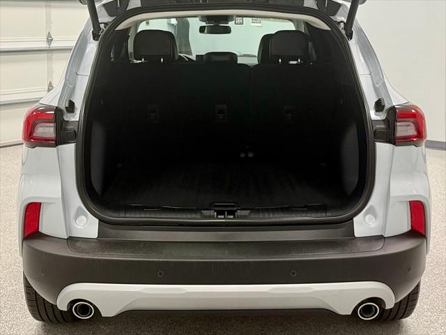 2025 Ford Escape Platinum