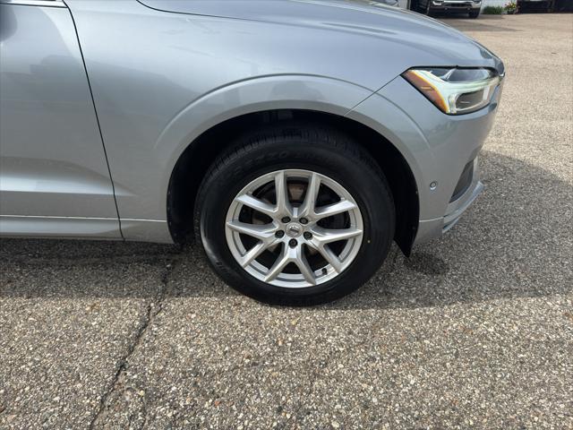 2018 Volvo XC60 T5 Momentum