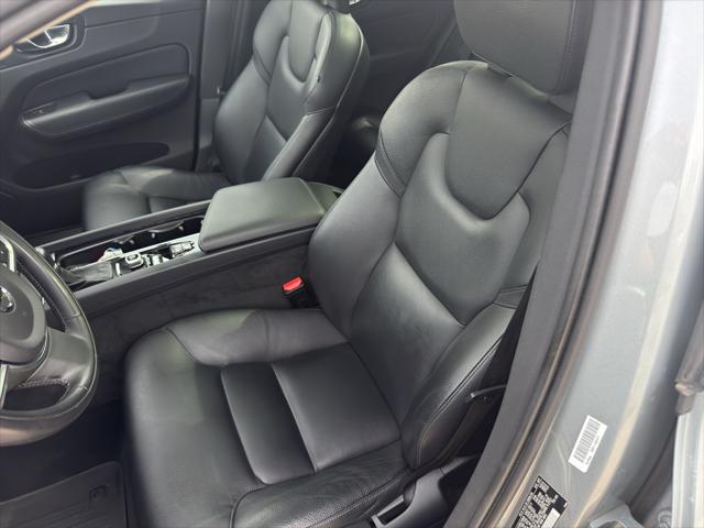 2018 Volvo XC60 T5 Momentum