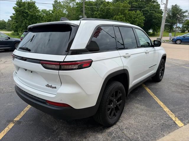 2025 Jeep Grand Cherokee Altitude 4x4