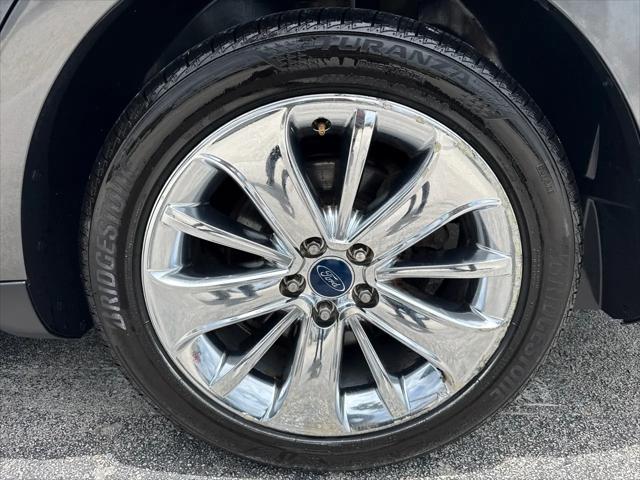2015 Ford Taurus SEL