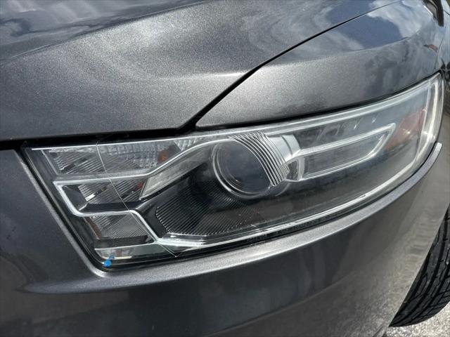 2015 Ford Taurus SEL