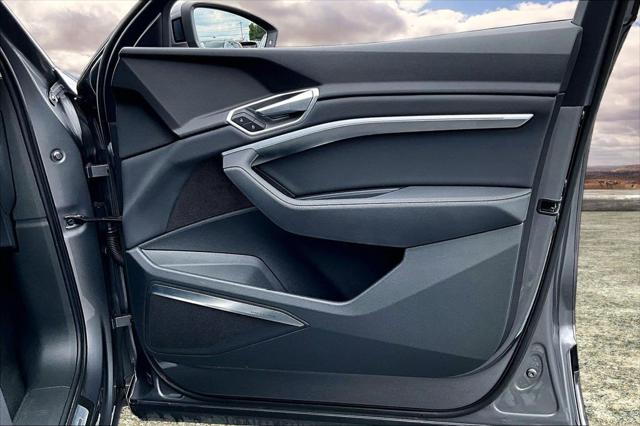 2020 Audi e-tron Sportback Premium Plus quattro