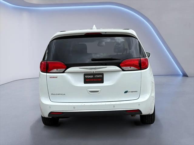 2018 Chrysler Pacifica Hybrid Touring Plus