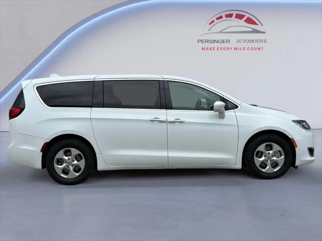 2018 Chrysler Pacifica Hybrid Touring Plus
