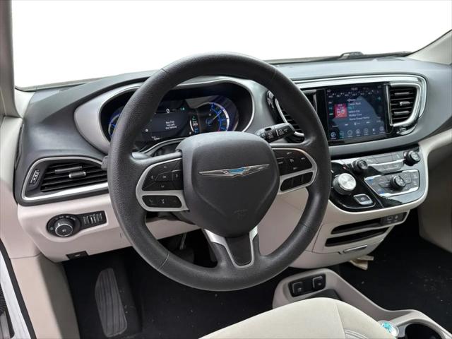 2018 Chrysler Pacifica Hybrid Touring Plus