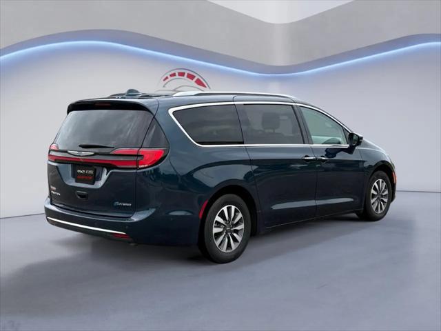 2021 Chrysler Pacifica Hybrid Touring L