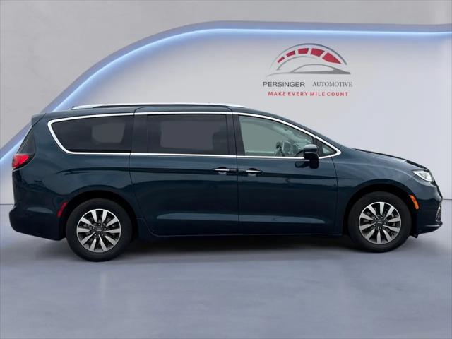2021 Chrysler Pacifica Hybrid Touring L