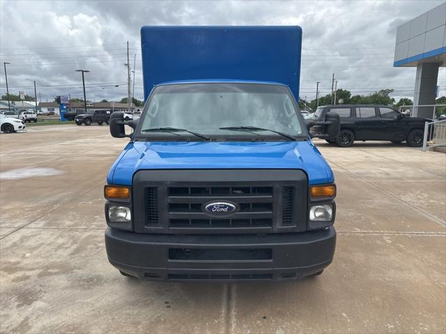 2016 Ford E-350 Cutaway Base