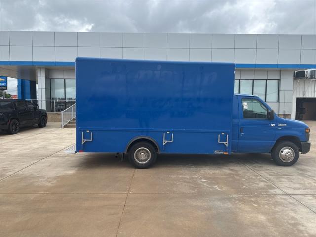 2016 Ford E-350 Cutaway Base