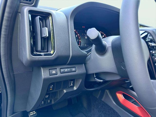 2026 Nissan Frontier Crew Cab PRO-4X 4x4