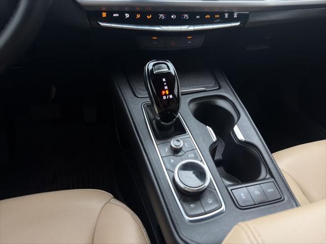 2024 Cadillac XT4 FWD Luxury