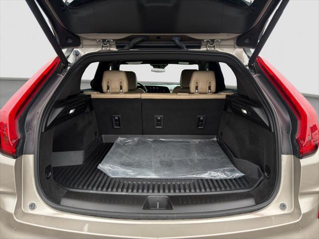 2024 Cadillac XT4 FWD Luxury