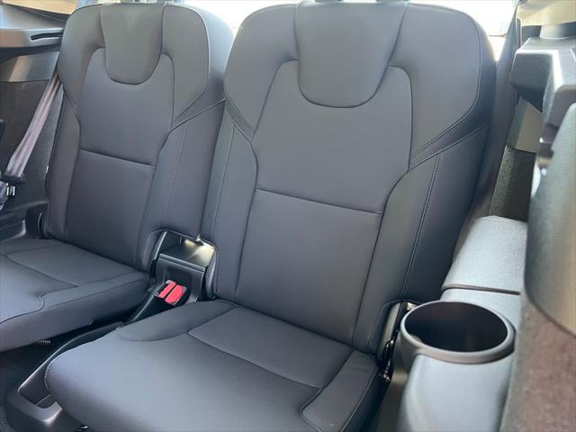 2026 Volvo XC90 Plus, B6 AWD Gas (mild hybrid), Gasoline, Bright, 7 Seats