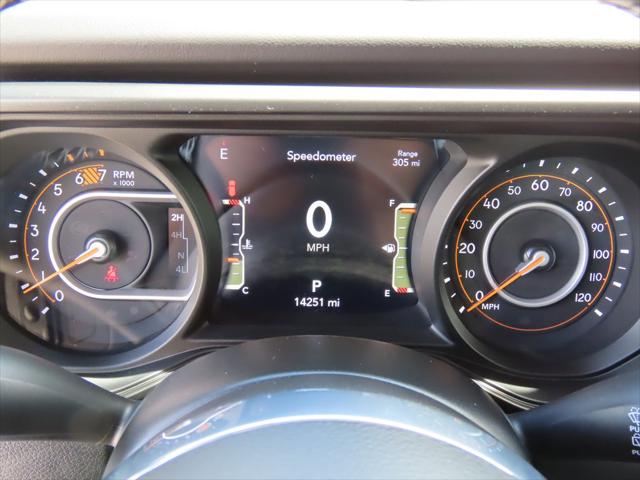 2025 Jeep Wrangler 4-Door Sahara 4x4