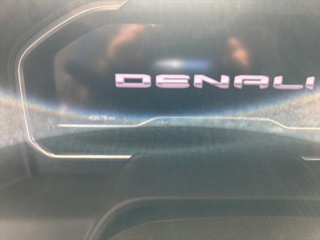 2022 GMC Sierra 1500 4WD Crew Cab Short Box Denali