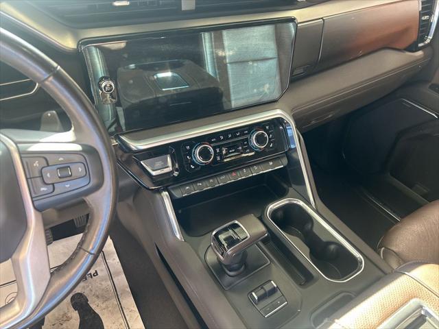 2022 GMC Sierra 1500 4WD Crew Cab Short Box Denali