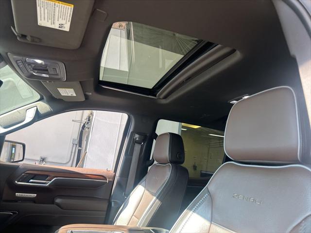 2022 GMC Sierra 1500 4WD Crew Cab Short Box Denali