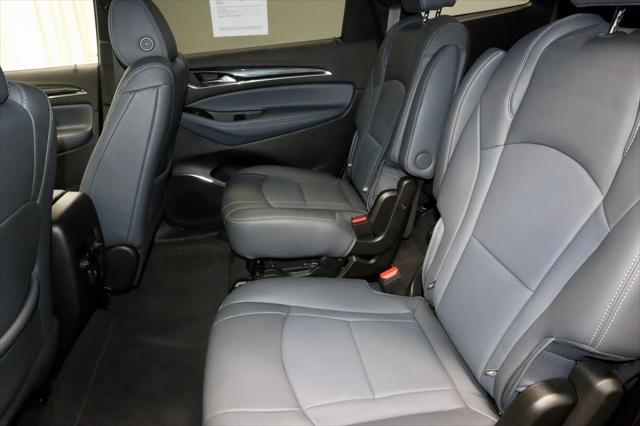 2023 Buick Enclave Essence FWD