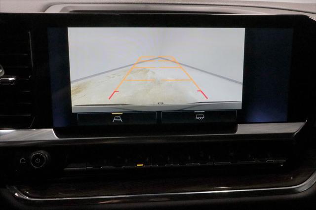 2023 Chevrolet Silverado 1500 4WD Crew Cab Short Bed LT with 2FL