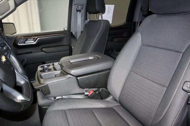 2023 Chevrolet Silverado 1500 4WD Crew Cab Short Bed LT with 2FL