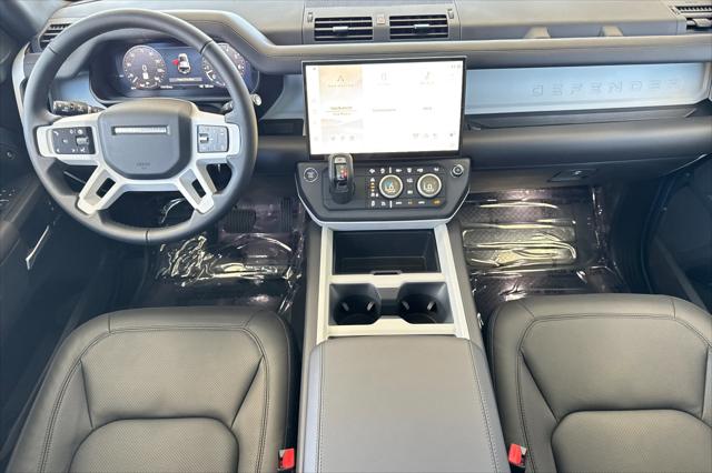 2026 Land Rover Defender P400 X-Dynamic SE